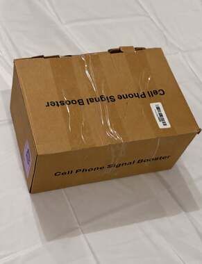 Cell Phone Signal Booster Kit with LCD Display and Antennas